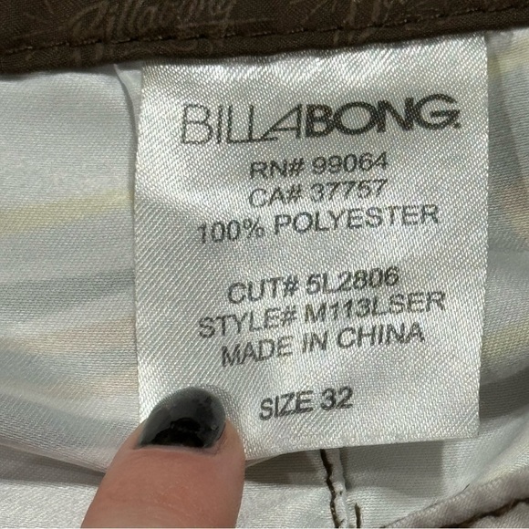 Billabong Tribal Aztec Printed Board Shorts Size 32 Men - Picture 3 of 16